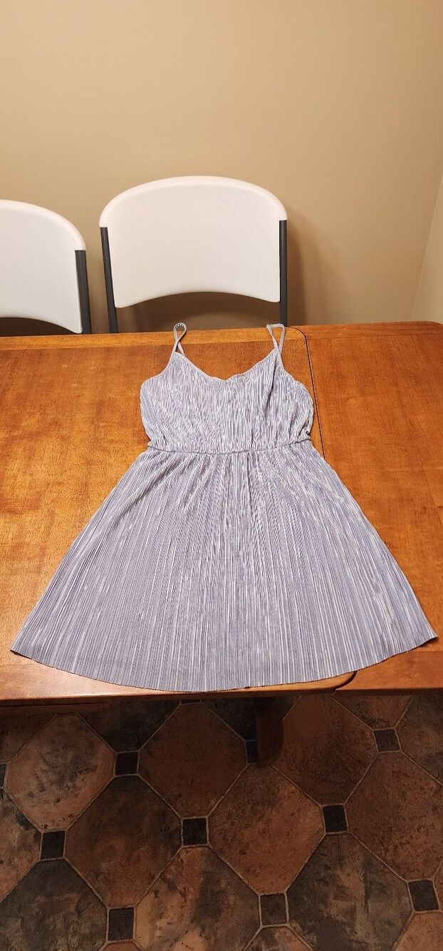 Forever 21 Size Small Cute Gray Short Dress spaghetti straps